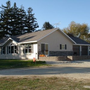 Custom in Cresco, exterior