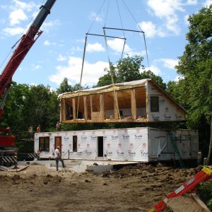 Loft in Hampton, setting crane