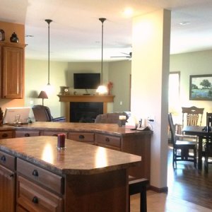 Cambridge in Cresco, kitchen and living room