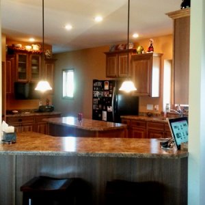 Cambridge in Cresco, kitchen peek-a-boo