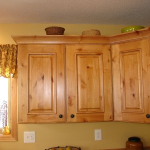 Chalet in Detroit Lakes, kitchen cabinets